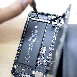 Quand, comment et où remplacer sa batterie de smartphone ? - Fix At Home -  Spécialiste de la réparation smartphone à domicile